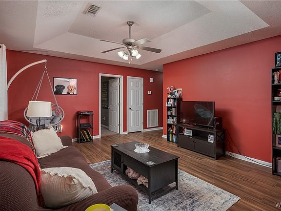 2nd image of 3645 Crescent Gardens Dr