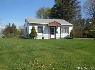 16 Balsam Cres, New Hartford, NY 13413