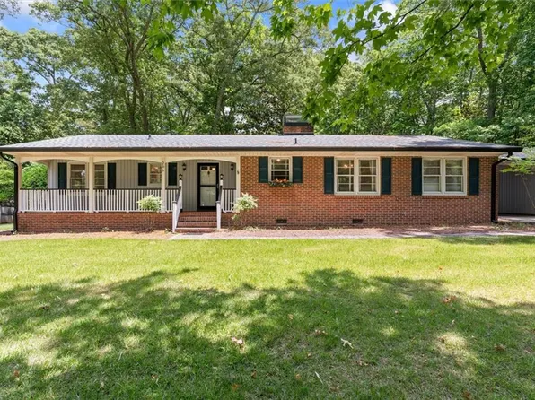 206 Ridley Dr, Carrollton, GA 30117