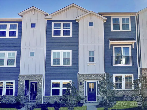 309 Golden Maple Ct, Fort Mill, SC 29708