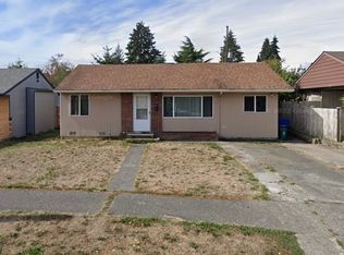 9231 32nd Ave SW, Seattle, WA 98126