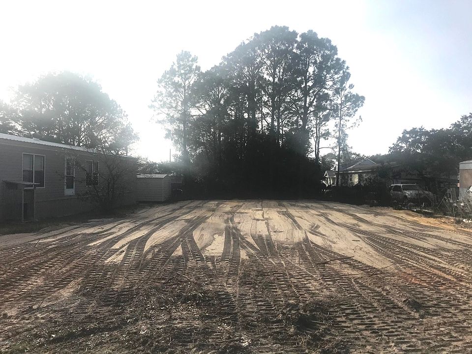 1st image of 319 Palm Dr