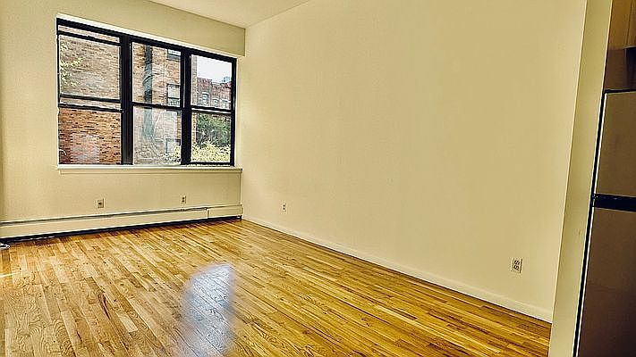 1st image of 424 W 53rd St APT 2B