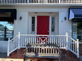 94 Main St #1, Westhampton Beach, NY 11978