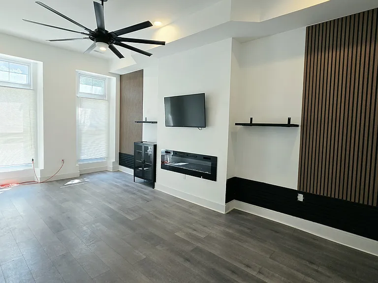 608 N Carrollton Ave #1 — Photo 2