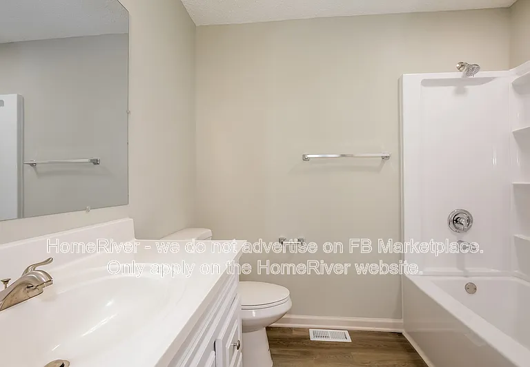 703 Woodlake Dr — Photo 13