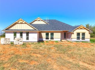 9130 Oak Tree Cir, Edmond, OK 73025