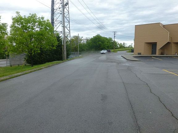 4th image of 344 Olympia Dr