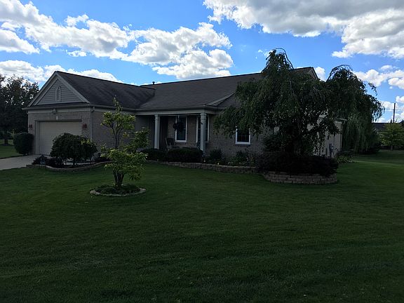 2nd image of 47290 Bayview Ct