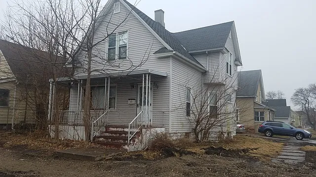 530 27th St photo 1