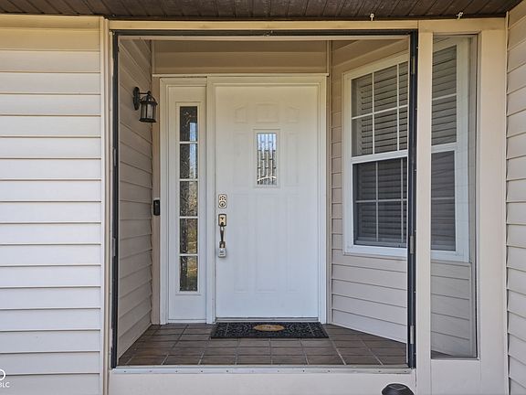 2nd image of 1181 Pilgrim Rd