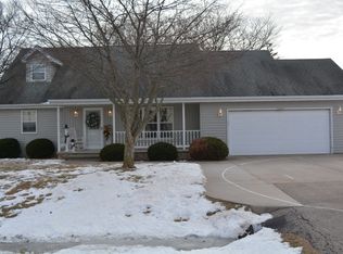 W2825 Trumpet Ln, Appleton, WI 54915