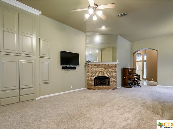 5th image of 302 Bonner Blvd