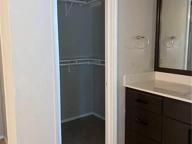 11915 Rosethorn Dr — Photo 15