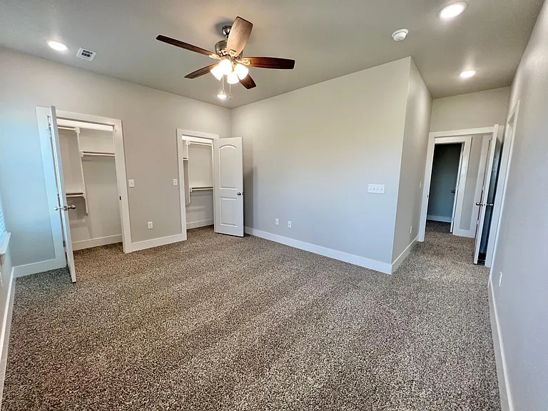 544 Bradford Dr #A — Photo 12