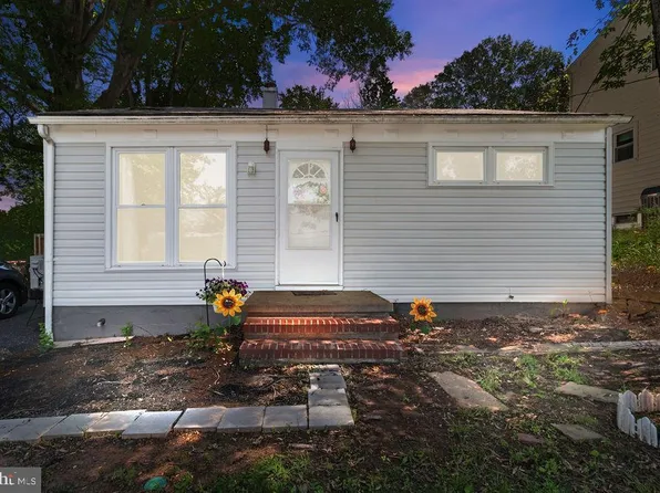 1326 Pine Grove Ave, Baltimore, MD 21237