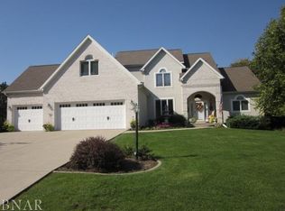 13894 Deer Ridge Rd, Bloomington, IL 61705