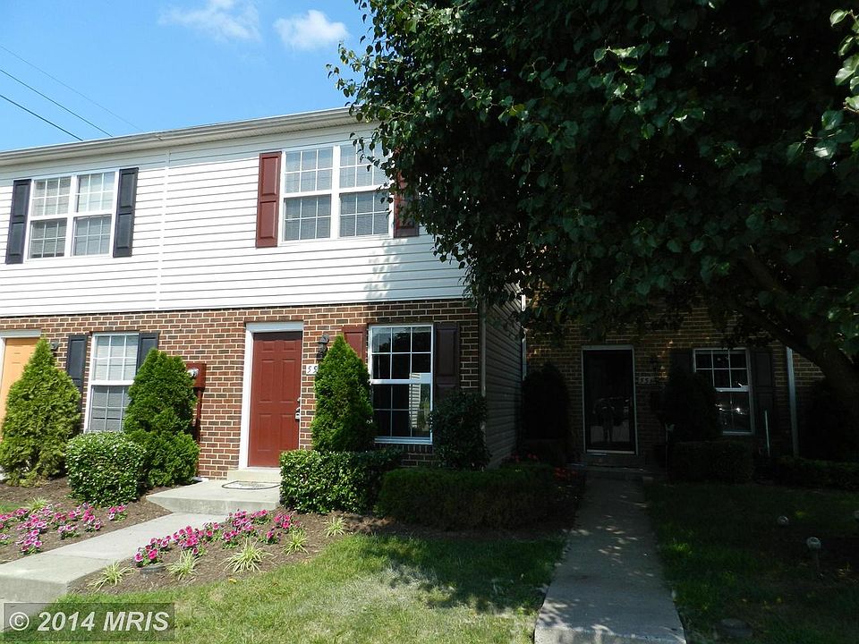 2nd image of 555 Cotswold Ct