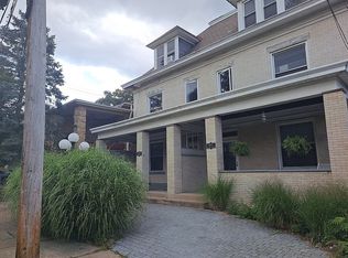 1818-1820 Winhurst St, Pittsburgh, PA 15212