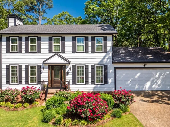 2300 Old Forge Dr, Little Rock, AR 72227