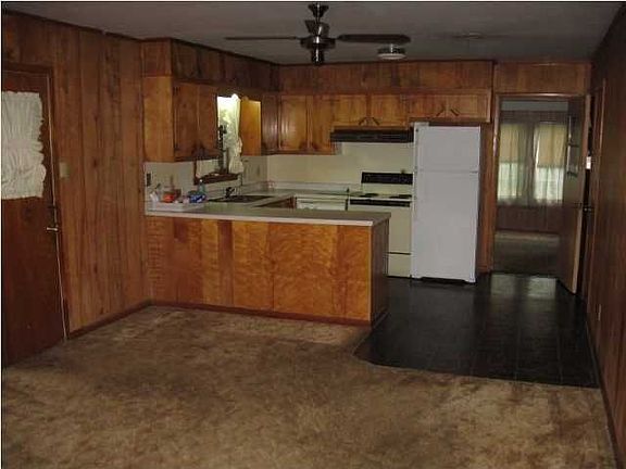 2nd image of 150 Bayou Ave E