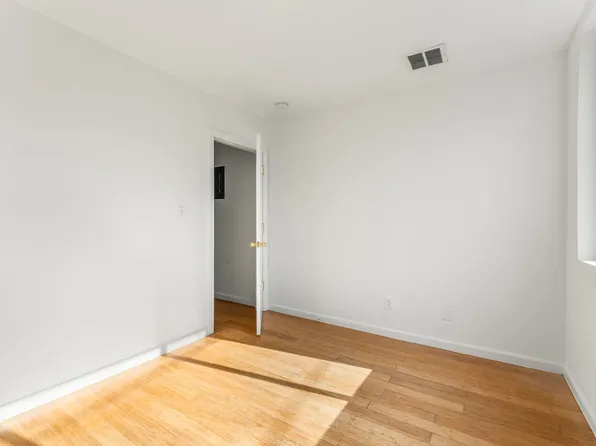 40 Bowers Street image 6 of 9