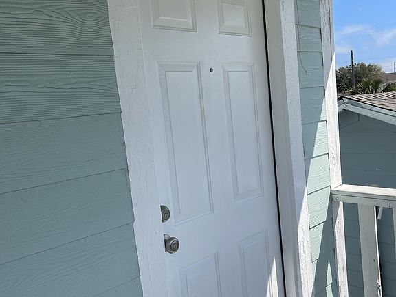 2nd image of 1318 54th St #Up