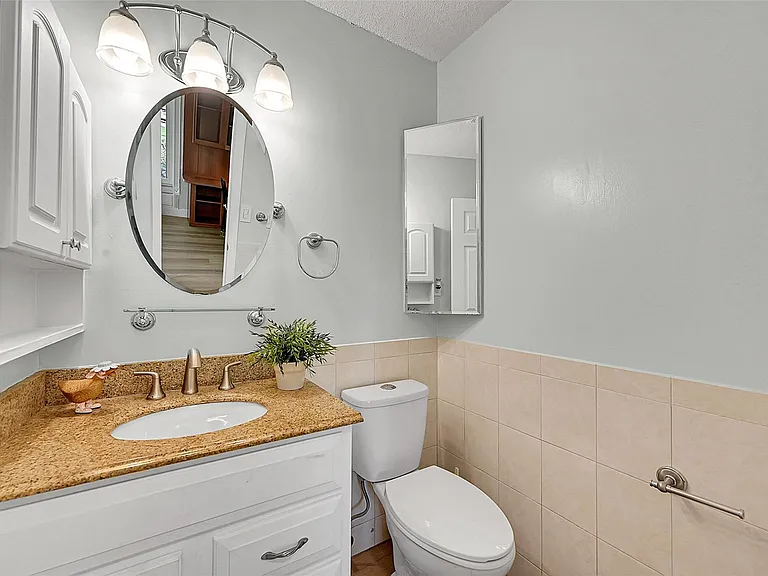 1480 SW 66th Ter — Photo 28