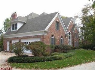 1505 Schoettler Rd, Chesterfield, MO 63017