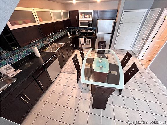 4th image of 86 Wrenwood Cir #3B