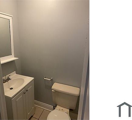 3rd image of 5747 S Bishop St #2