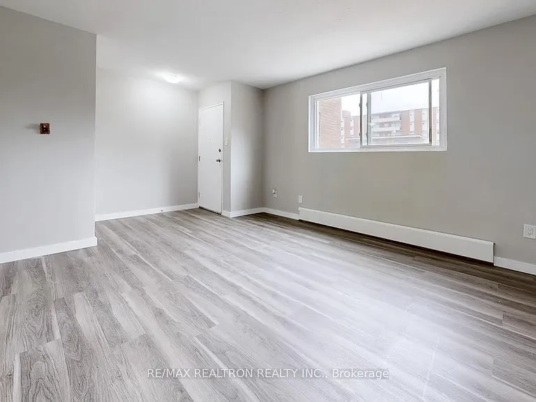 362 Elgin Ct #3 — Photo 10