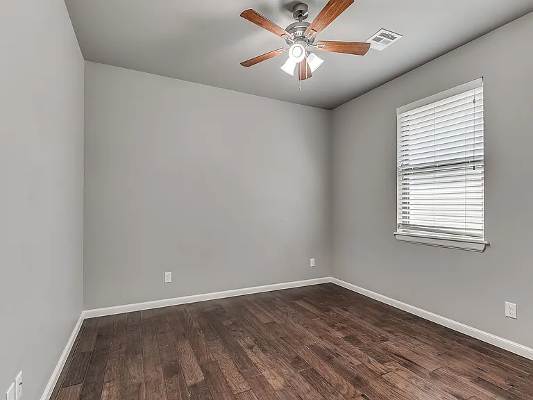 2709 Pacifica Ln — Photo 15