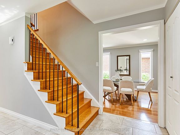 4th image of 122 Heatherside Dr