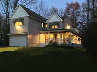563 Constitution Dr, Jackson, NJ