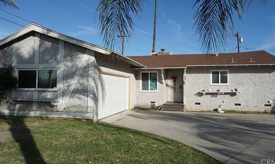 1st image of 2041 N Gardena St
