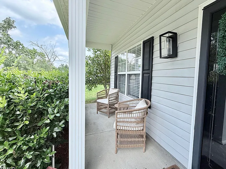 4604 Miller Dr — Photo 3