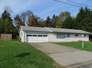 106 3rd St, Cochranton, PA 16314