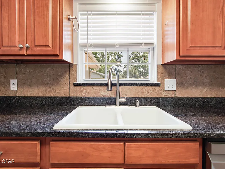 115 Circle Dr — Photo 12