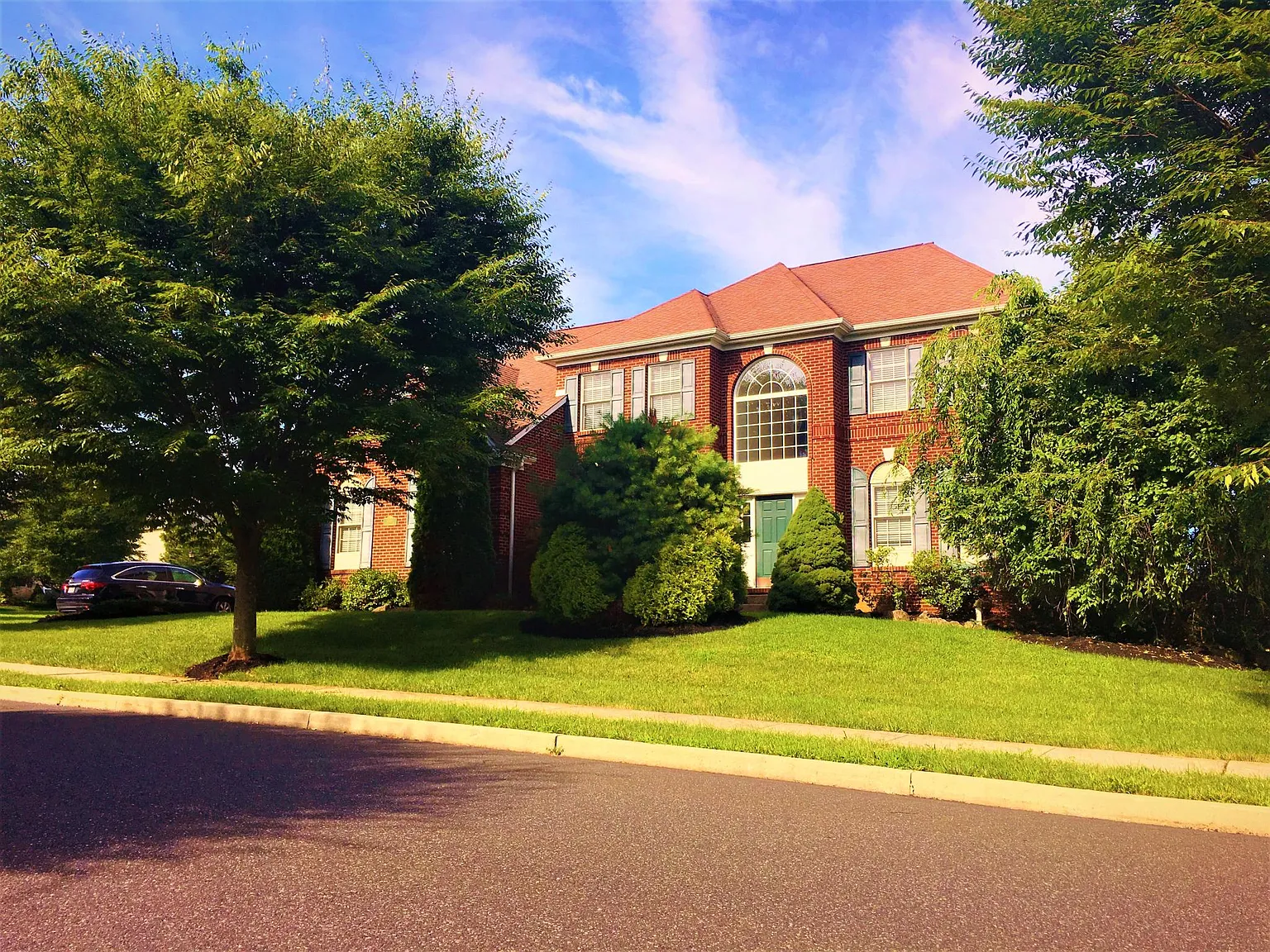 4 bed, 3183 sqft, $4,950 — Photo 1