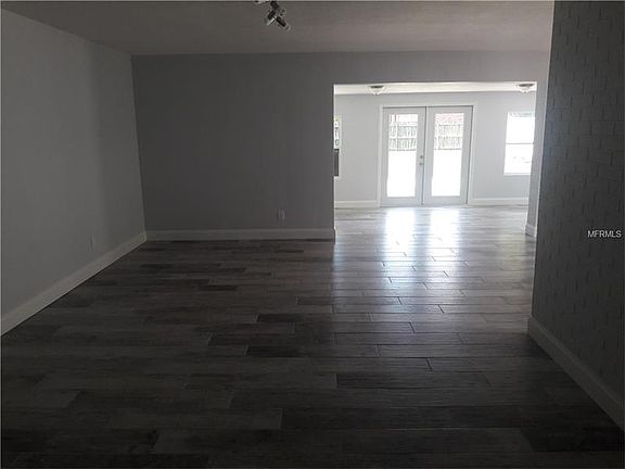 3rd image of 3537 12th Ave N