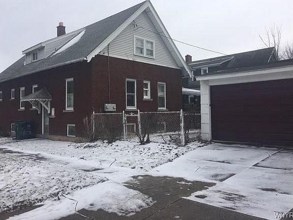 4th image of 76 Montrose Ave