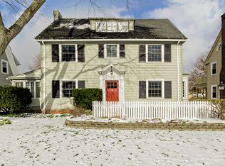 3035 Warrington Rd, Shaker Heights, OH 44120