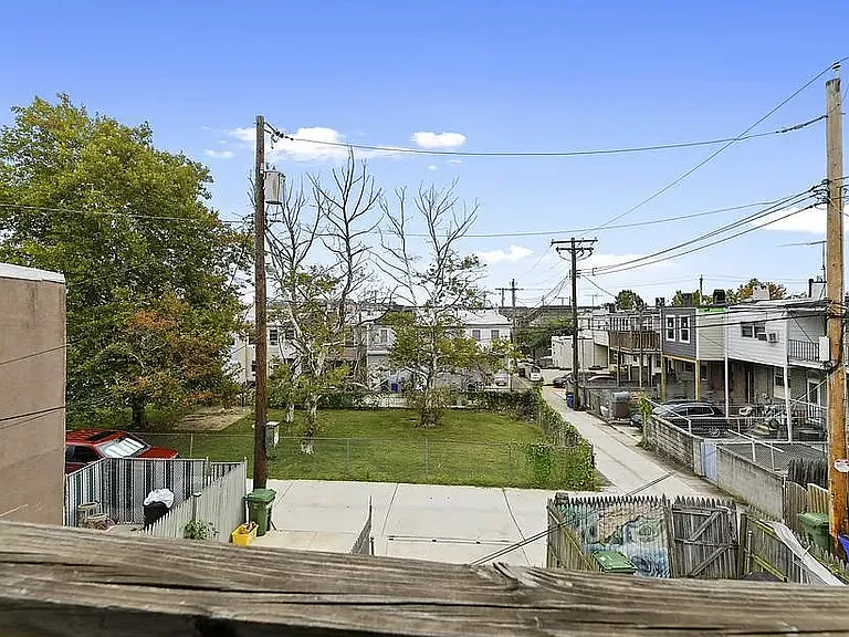 627 S Dean St — Photo 25