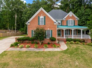 190 S Shore Ter, Fayetteville, GA 30214
