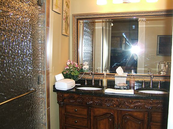 Bath 2, Walk in shower