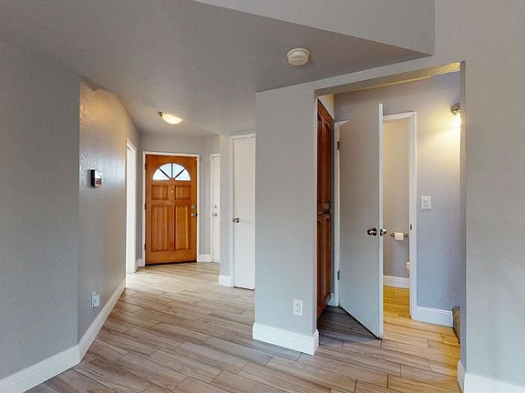 5th image of 485 E Alluvial Ave Unit 106