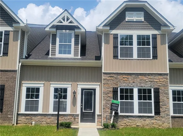 117 Blue Bird Ln, Sarver, PA 16055