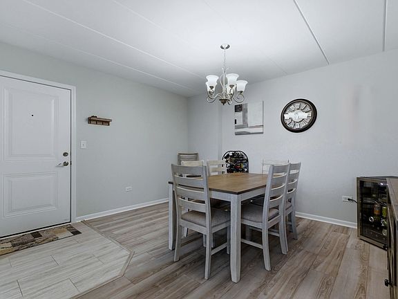 3rd image of 5130 Midlothian Tpke Unit 1207