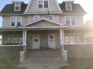 1203 S 10th St, Manitowoc, WI 54220